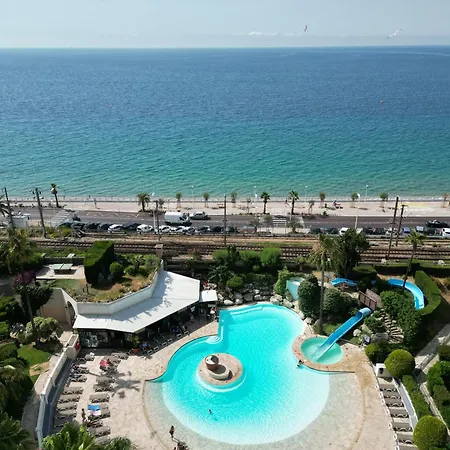 Résidence La Palme D’azur – *