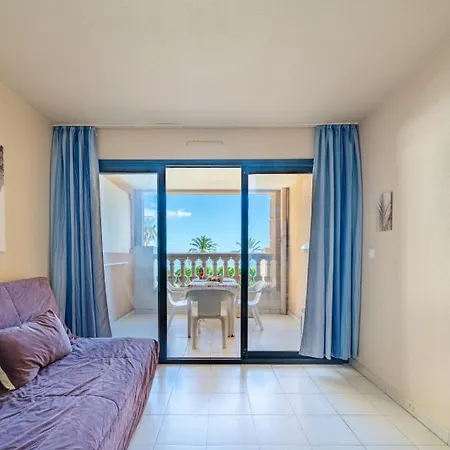 La Palme D'azur - *